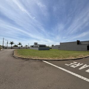Terreno para Venda com 282 m² de Esquina em Saltinho/SP